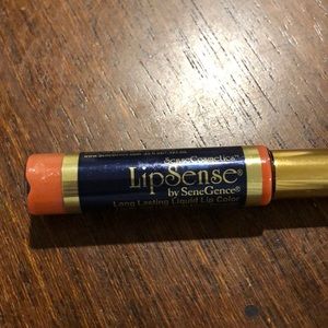 Lipsense